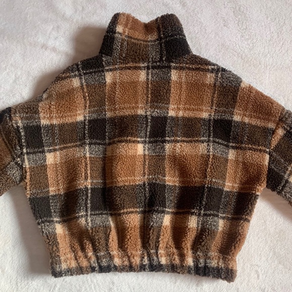 NWT Zaful Plaid Sherpa Crop Sweater - Picture 7 of 7